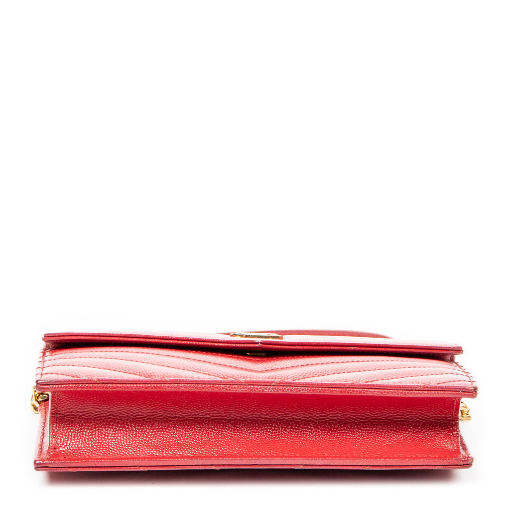 Shoulder bag Envelope Wallet On Chain Red Quilted Grain de Poudre Leather