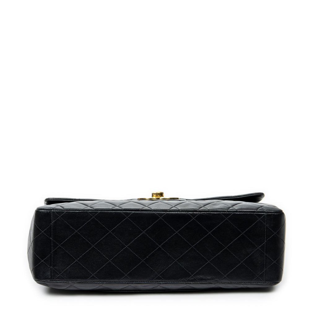 Shoulder Bag Maxi Jumbo XL Flap Black Quilted Lambskin Leather