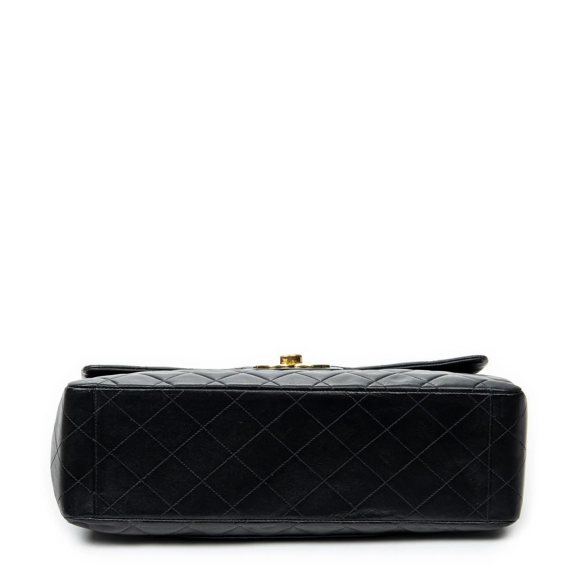 Chanel - Maxi Jumbo XL à rabat - Noir