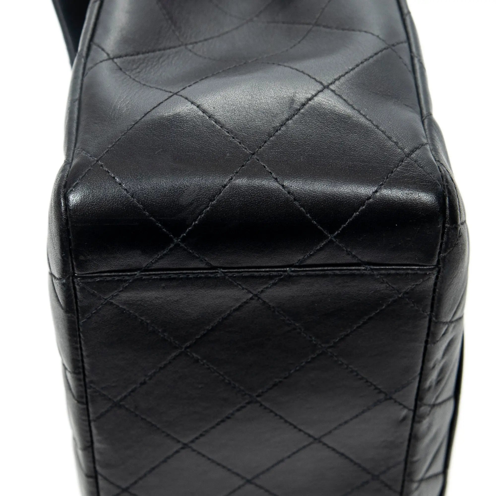 Chanel - Maxi Jumbo XL à rabat - Noir