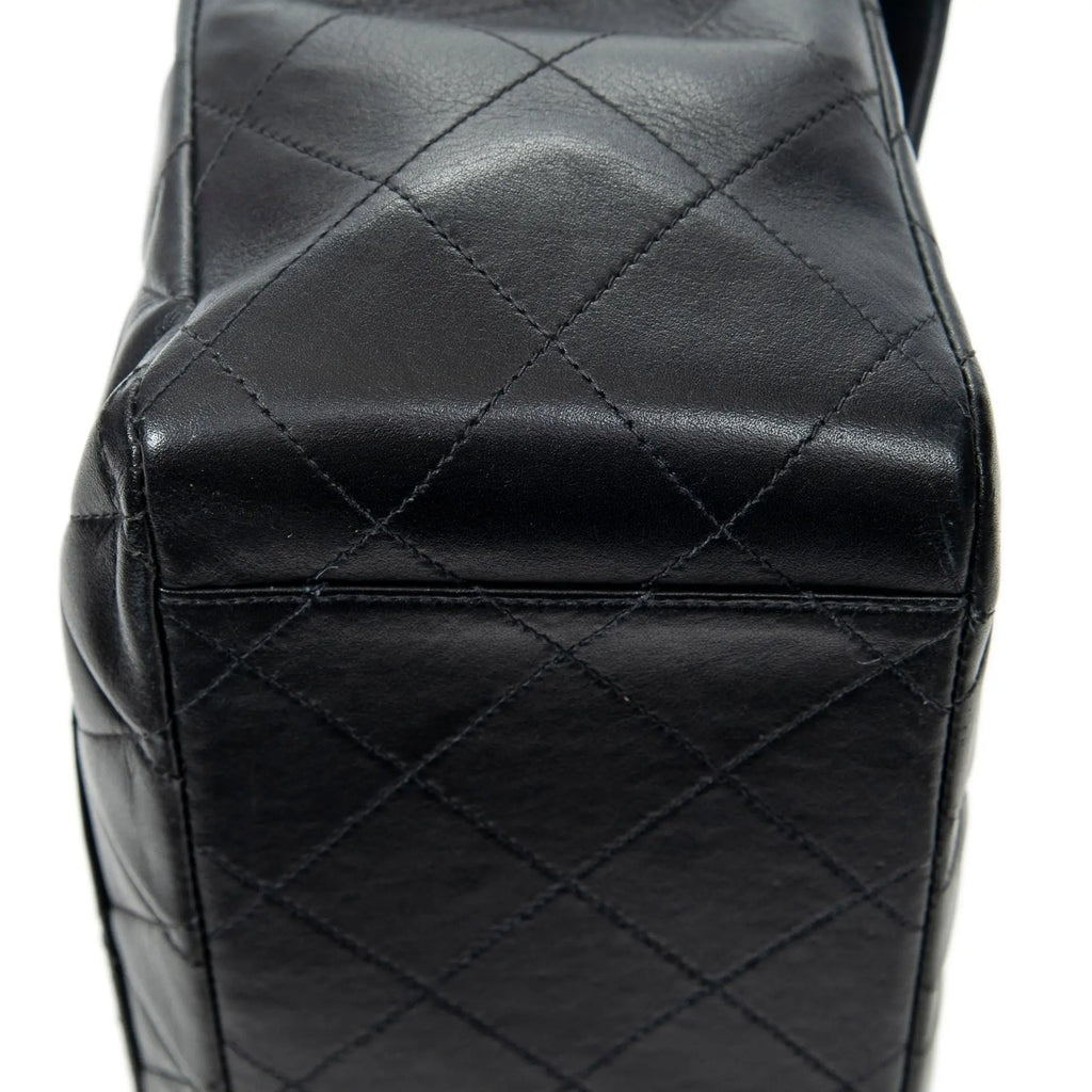 Chanel - Maxi Jumbo XL à rabat - Noir