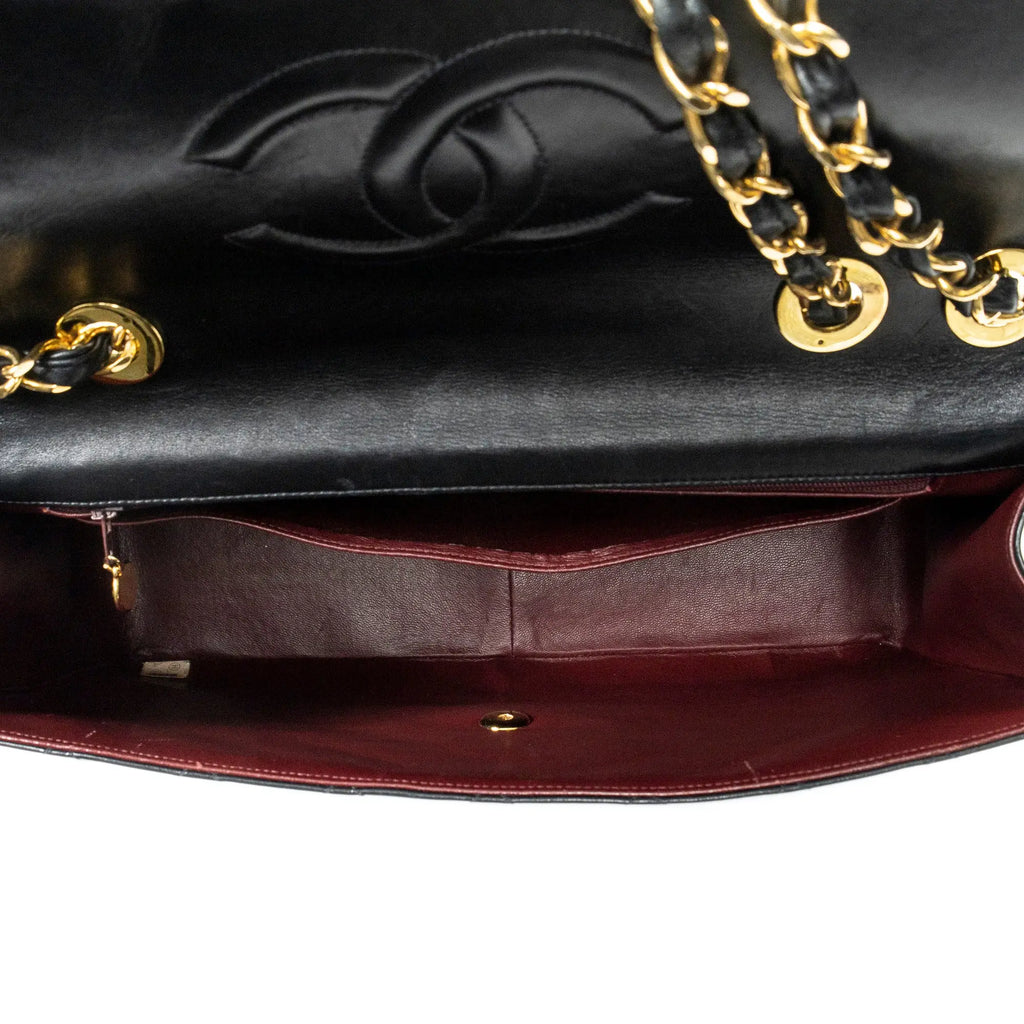 Chanel - Maxi Jumbo XL à rabat - Noir