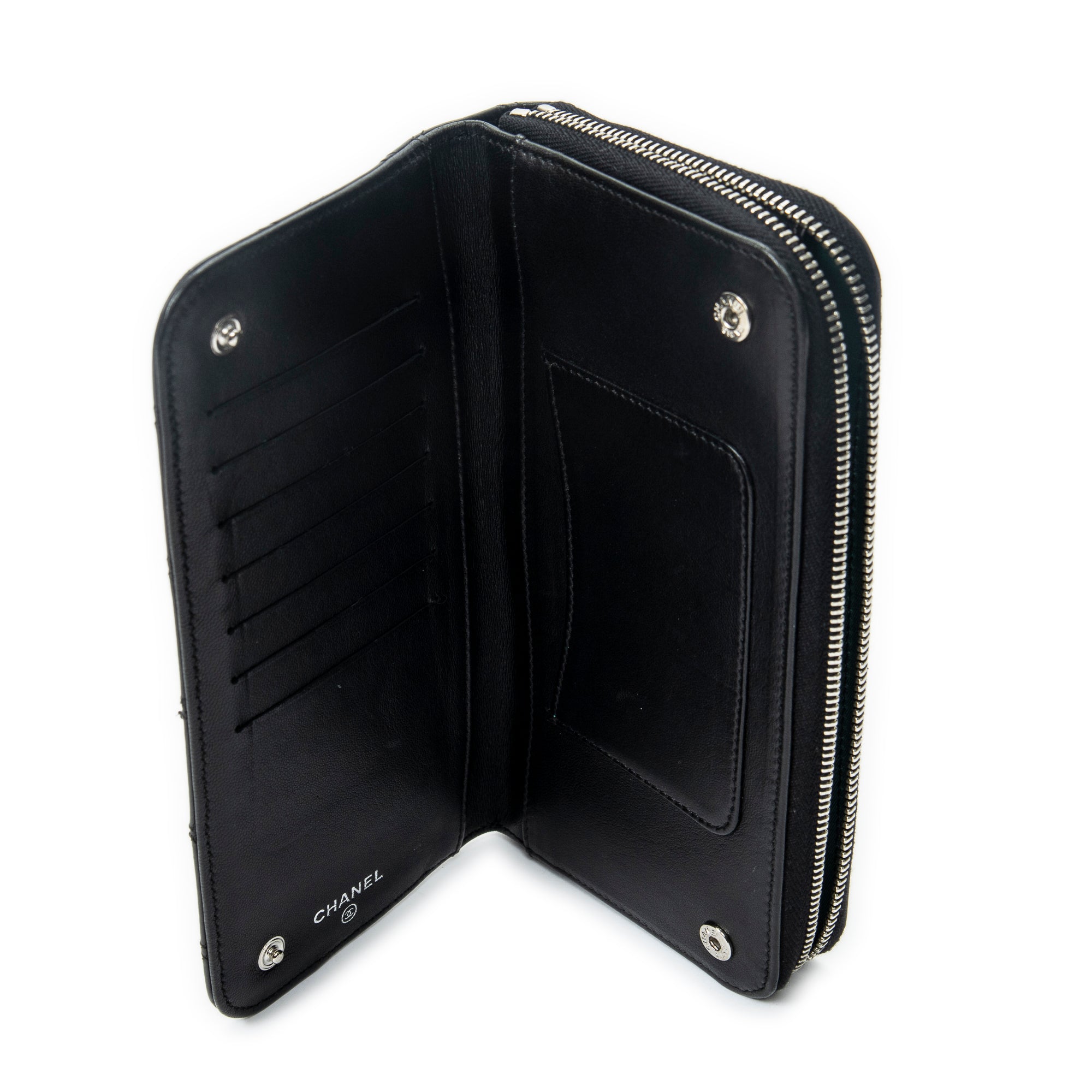 Wallet CC Paris New York Zip Around Wallet Black Double Quilted Stitch Leather