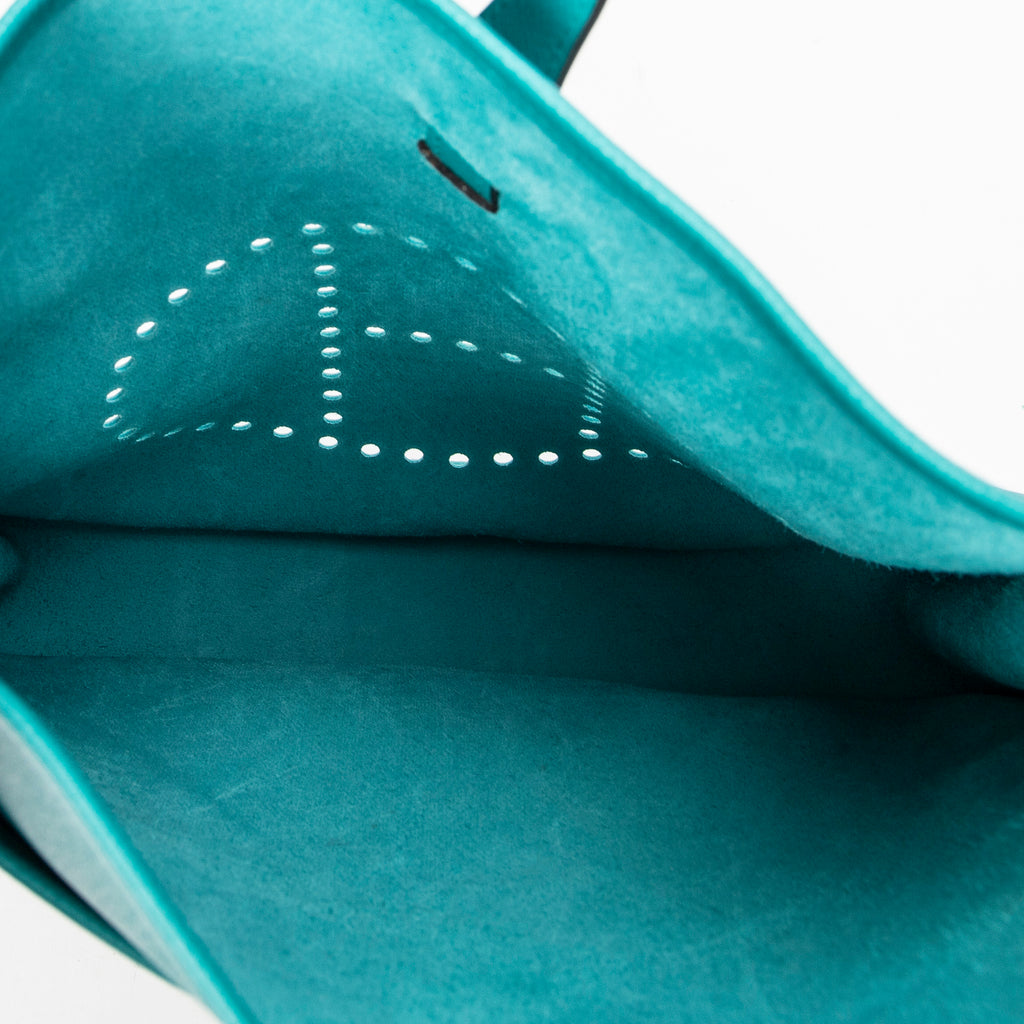Shoulder Bag Evelyne III PM Vert Jade Epsom Leather