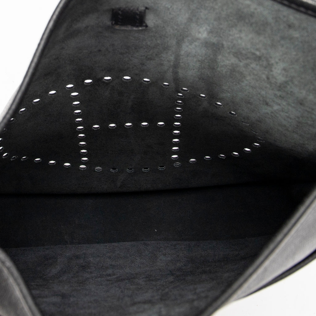 Shoulder Bag Evelyne III PM Black Epsom Leather