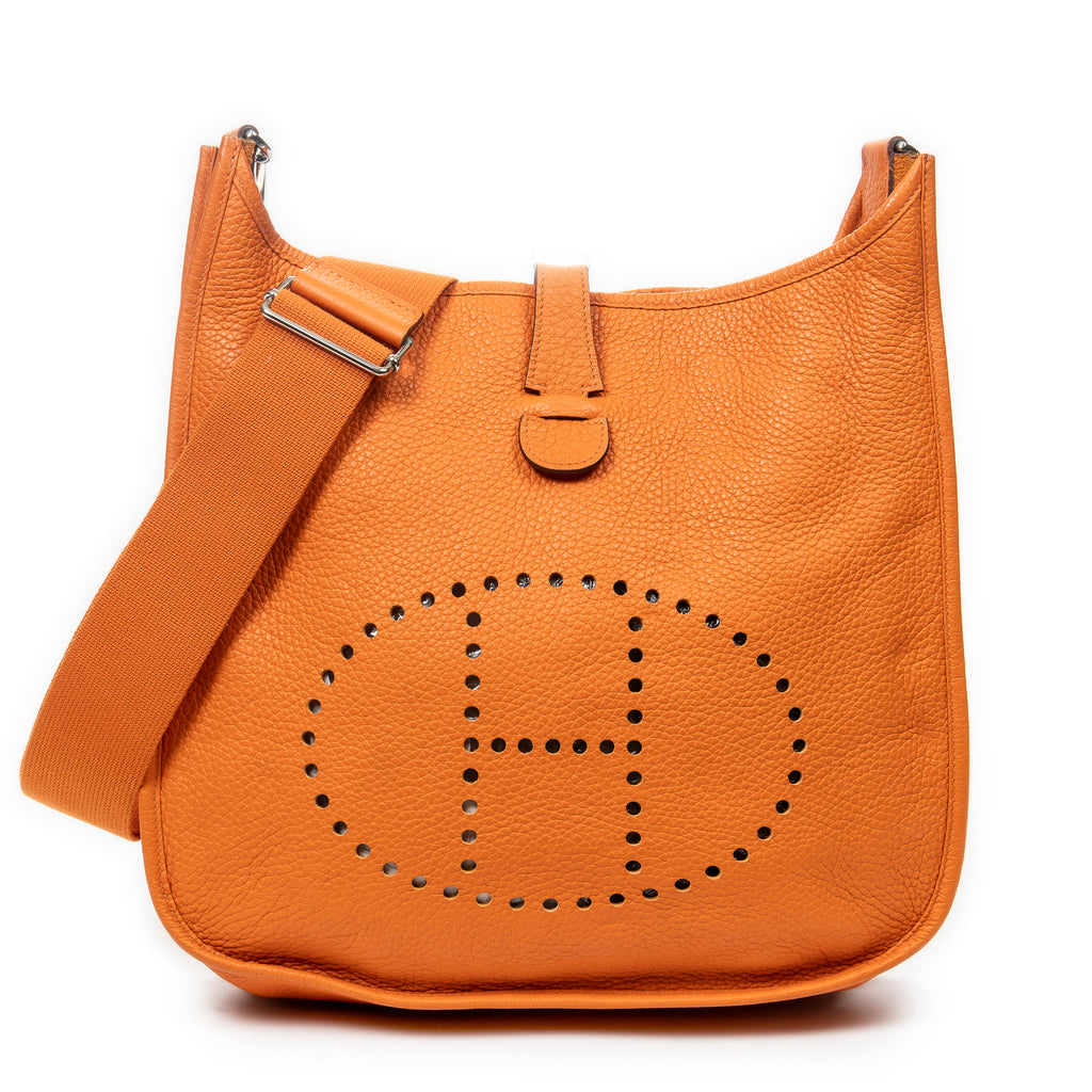 Shoulder Bag Evelyne III GM Orange Clemence Leather
