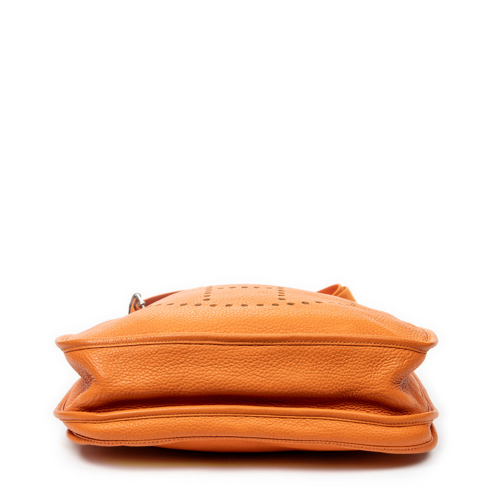 Shoulder Bag Evelyne III GM Orange Clemence Leather
