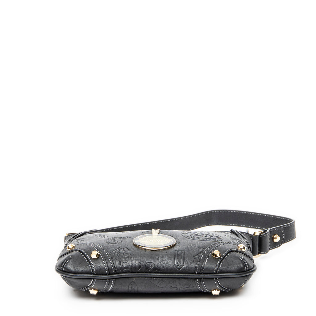 Shoulder Bag Zip Pochette Black Embossed Calfskin Leather
