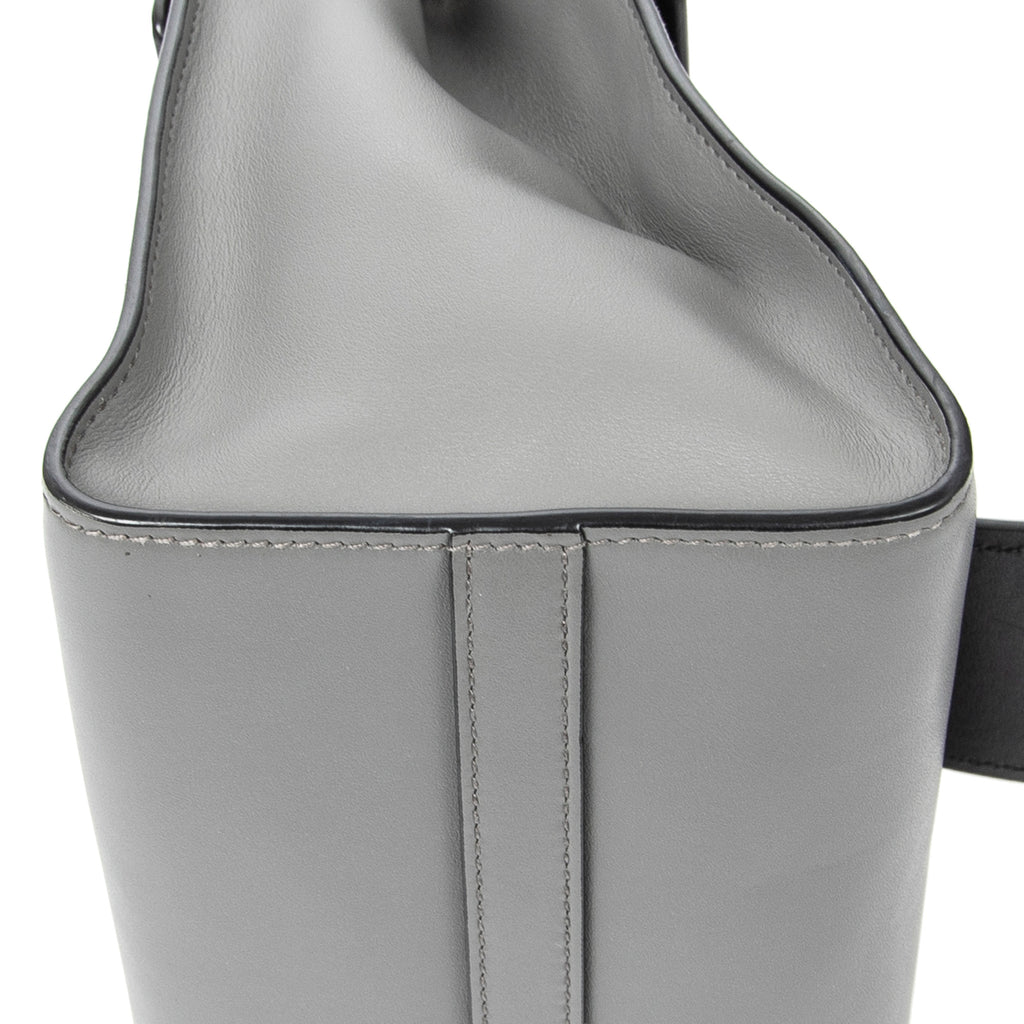 Shoulder Bag City Top Handle Bag Grey Calfskin Leather