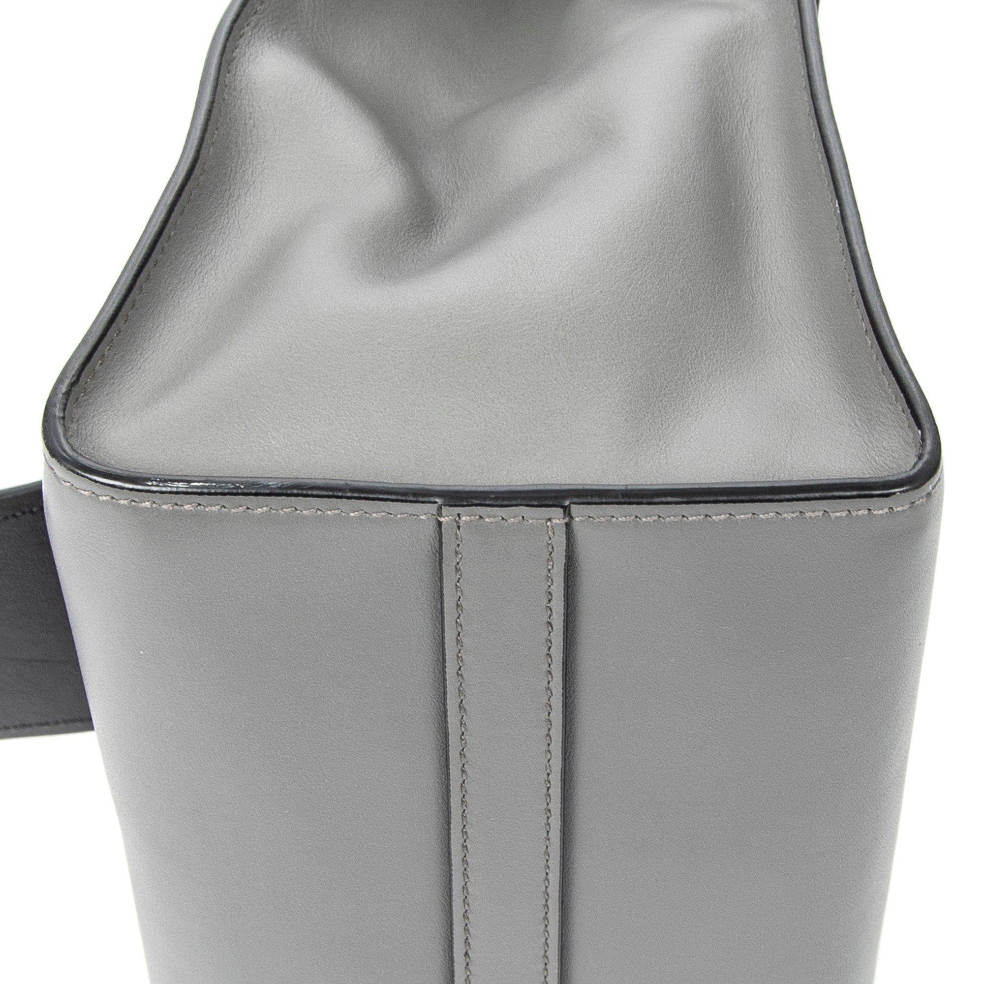 Shoulder Bag City Top Handle Bag Grey Calfskin Leather