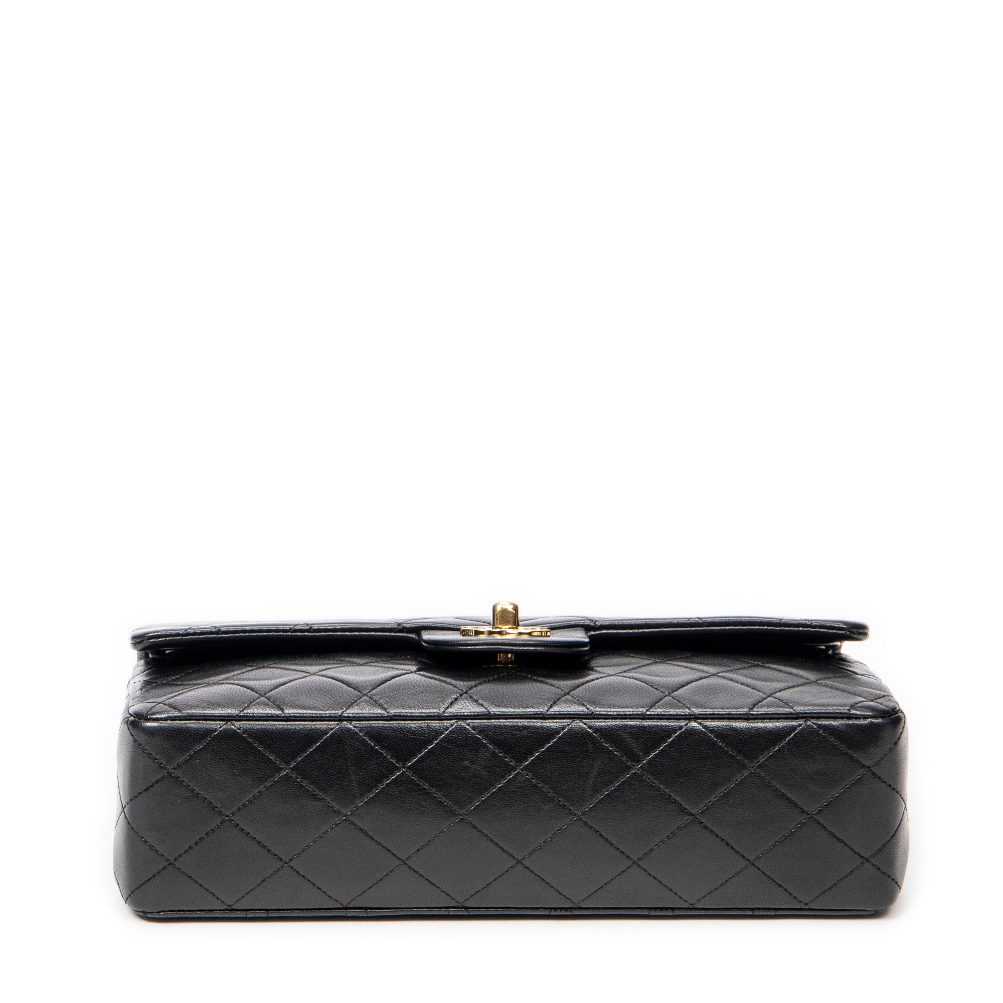 Shoulder Bag Classic Double Flap 26 Black Quilted Lambskin Leather