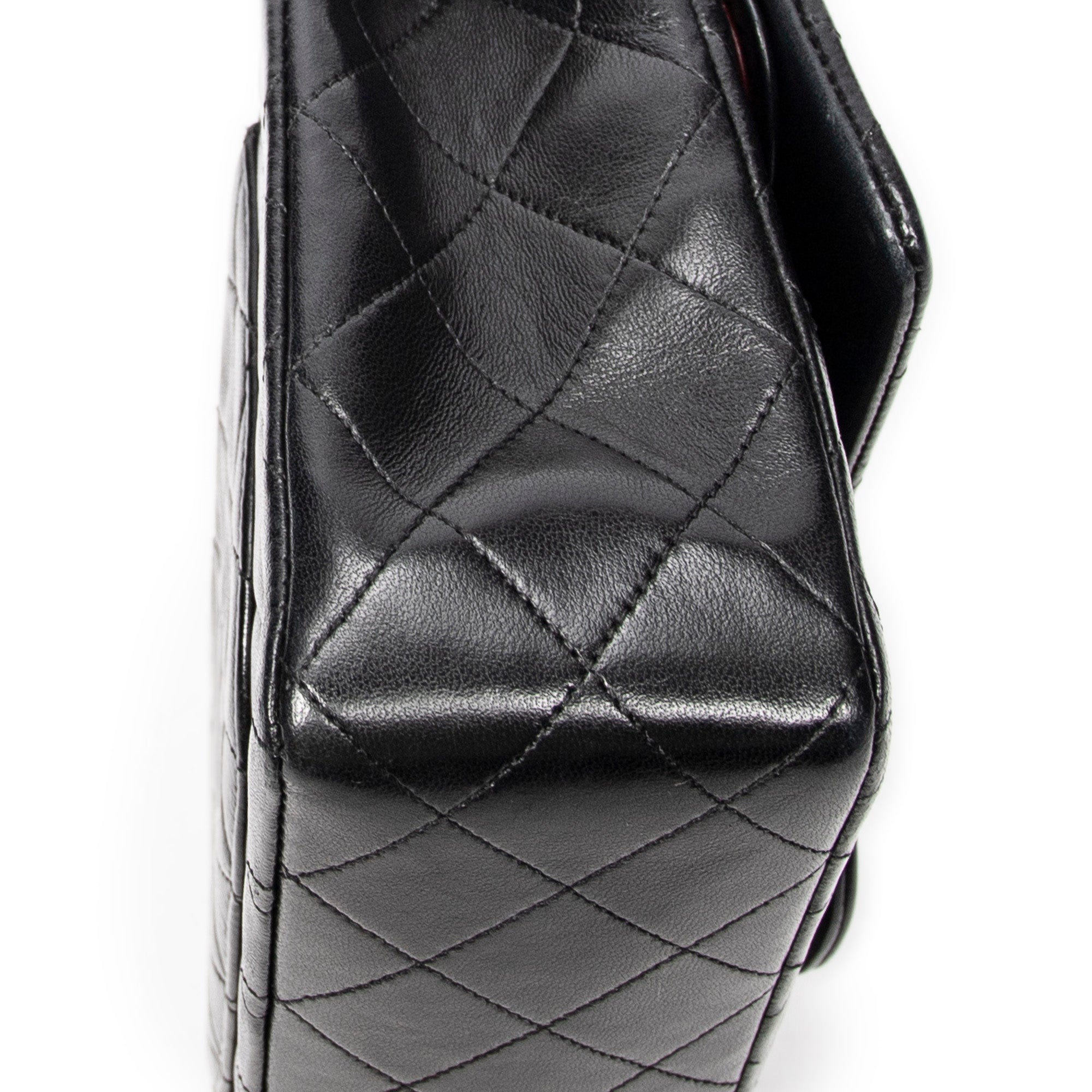 Shoulder Bag Classic Double Flap 26 Black Quilted Lambskin Leather