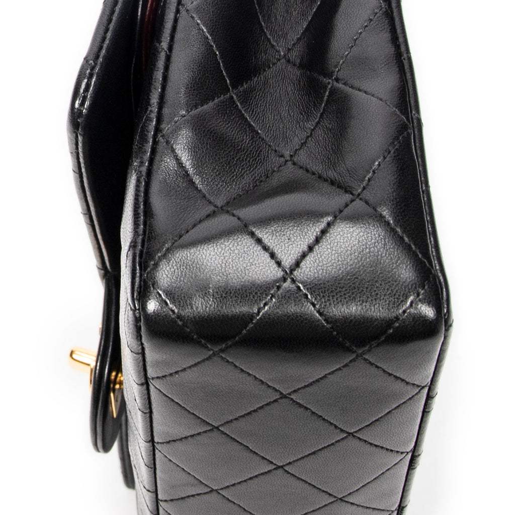 Shoulder Bag Classic Double Flap 26 Black Quilted Lambskin Leather