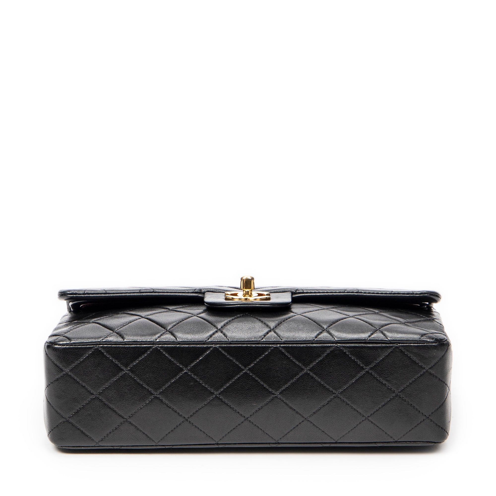 Shoulder Bag Classic Double Flap 26 Black Quilted Lambskin Leather