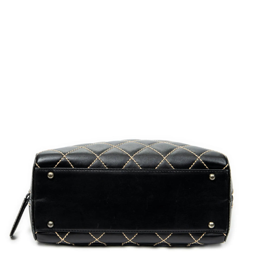 Chanel - Sac cabas carré CC Wild Stitch - Noir
