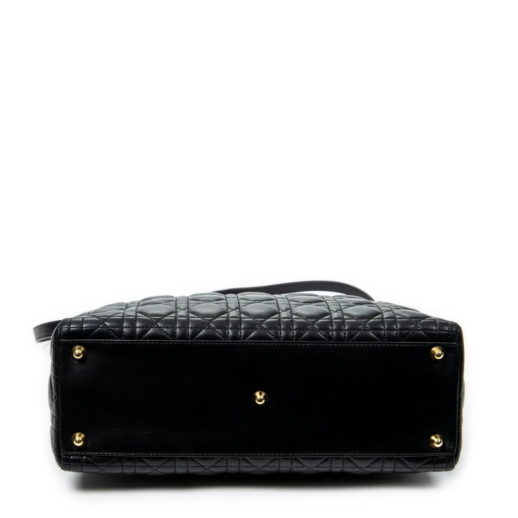 Bandolera Lady Dior Grande con cremallera de piel de cordero Cannage negra