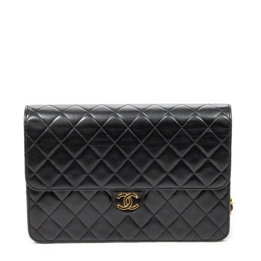Bolso de hombro vintage con cierre de presión, solapa recta, piel de cordero acolchada negra