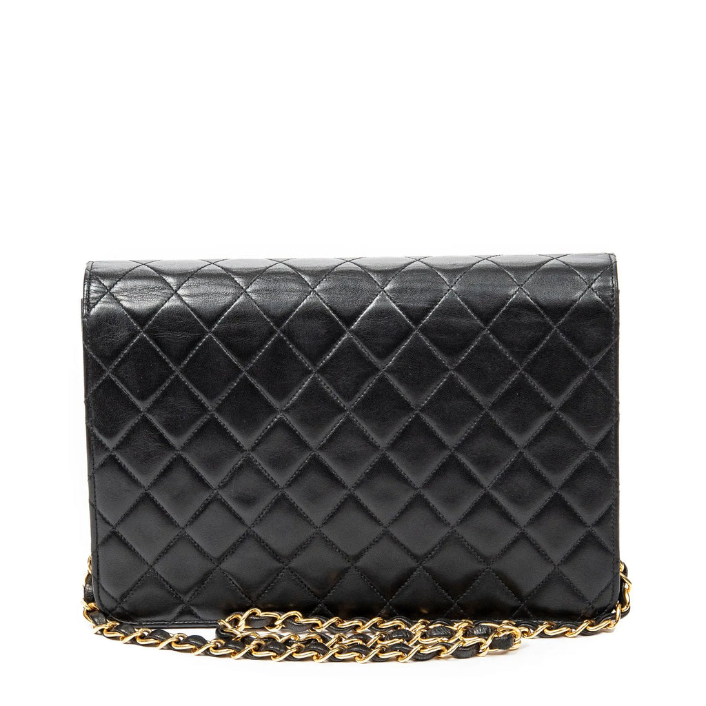 Bolso de hombro vintage con cierre de presión, solapa recta, piel de cordero acolchada negra
