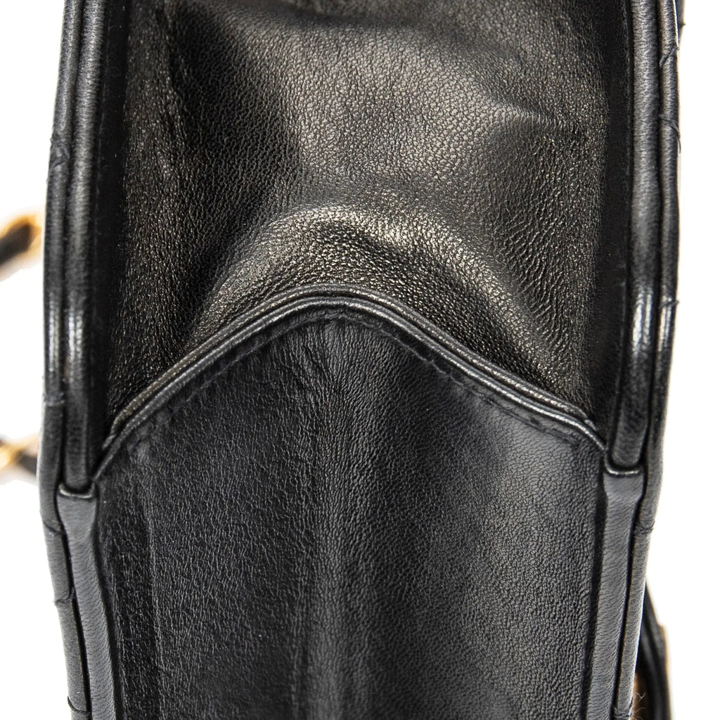 Bolso de hombro vintage con cierre de presión, solapa recta, piel de cordero acolchada negra