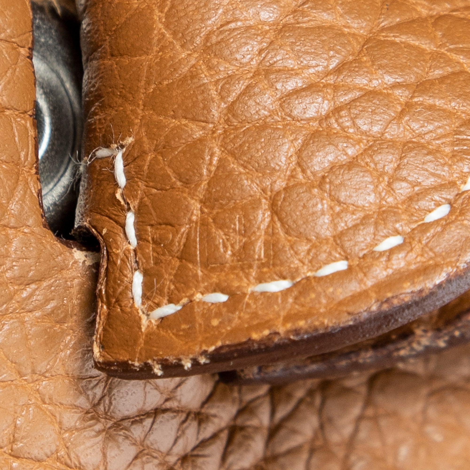 Shoulder Bag Evelyne I GM Gold Clemence Leather