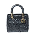 Bolso de hombro mediano Lady Dior con cremallera de piel de cordero Cannage negra