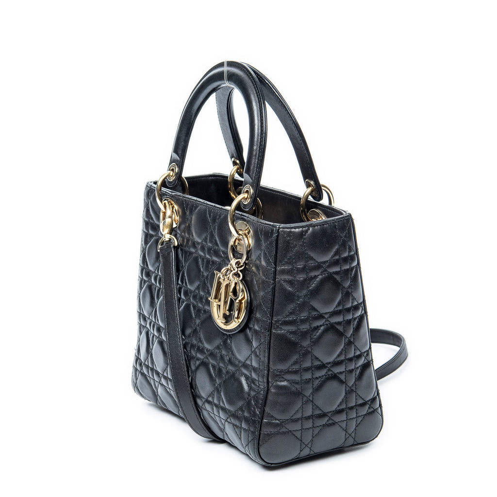 Bolso de hombro mediano Lady Dior con cremallera de piel de cordero Cannage negra