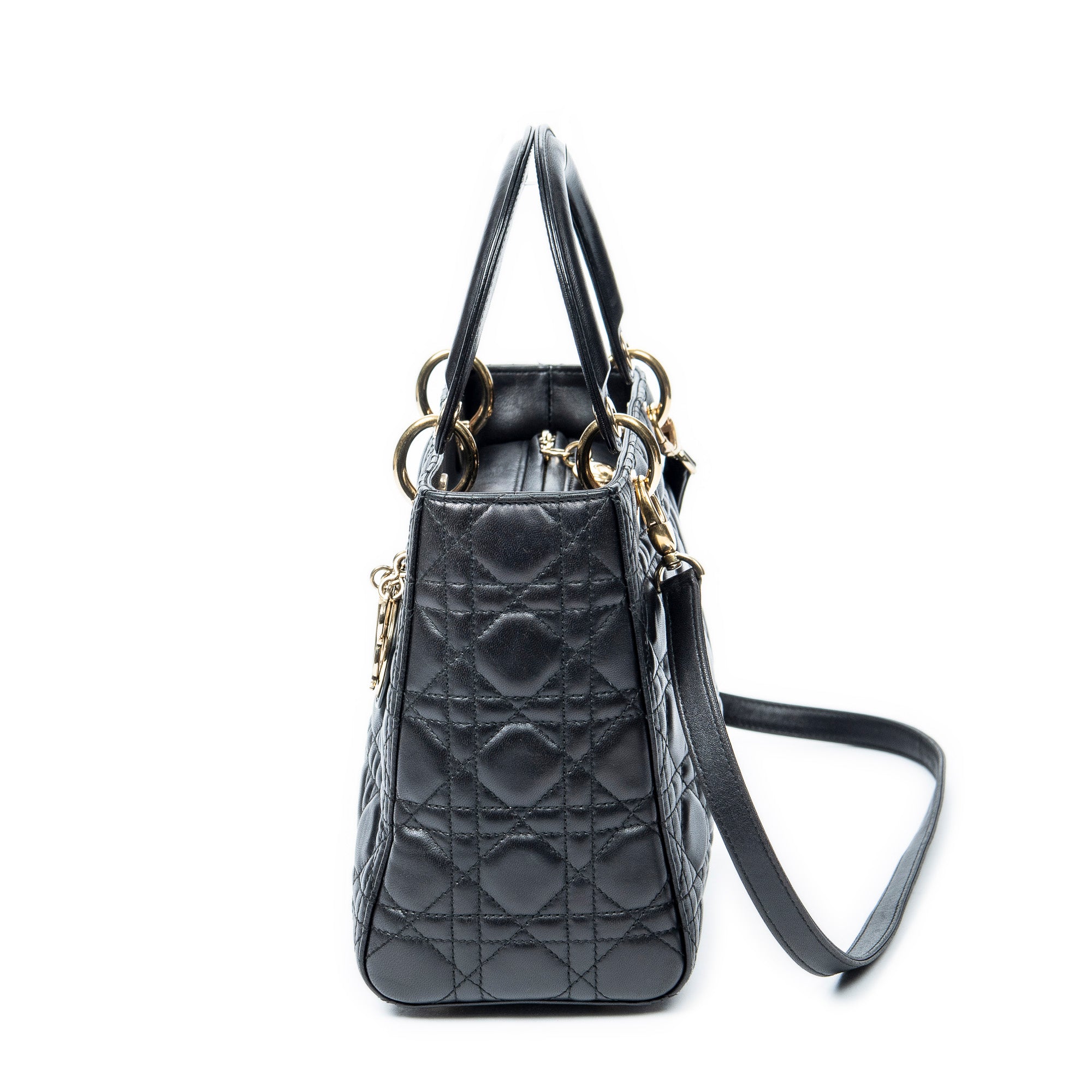 Bolso de hombro mediano Lady Dior con cremallera de piel de cordero Cannage negra