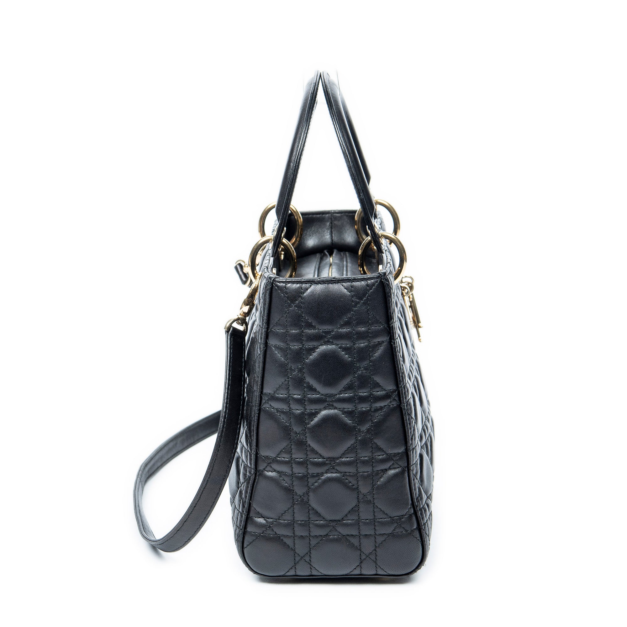 Bolso de hombro mediano Lady Dior con cremallera de piel de cordero Cannage negra