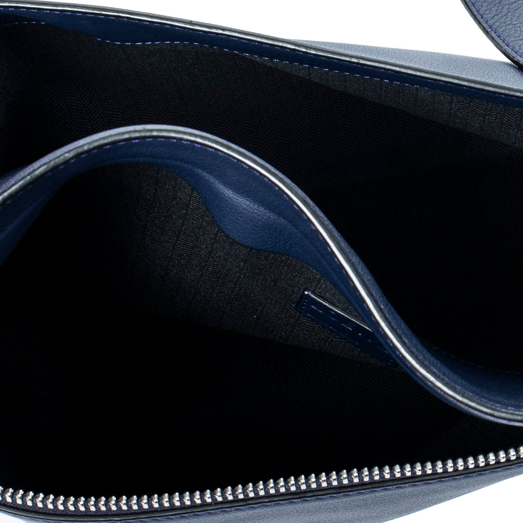 Shoulder Bag Medium T Messenger Navy Calfskin Leather