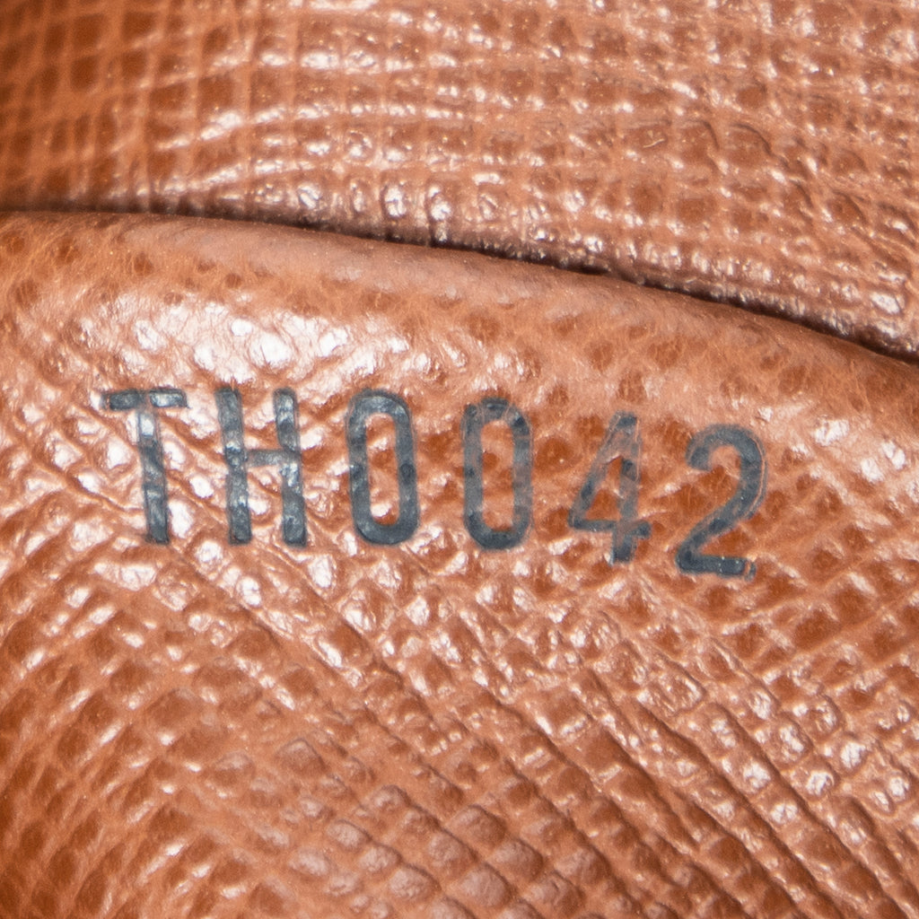 Bolso de Hombro Amazone PM Lona Monogram Marrón