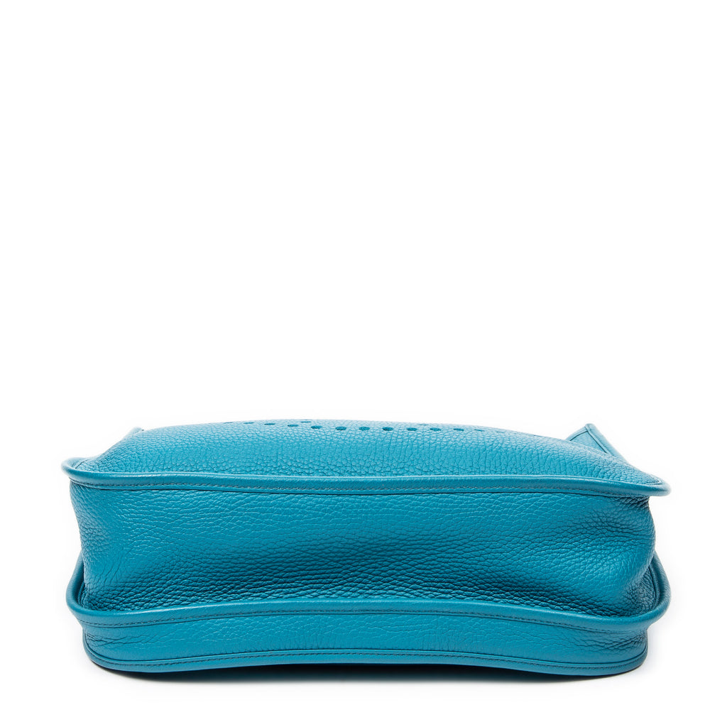 Shoulder Bag Evelyne III PM Blue Zanzibar Clemence Leather