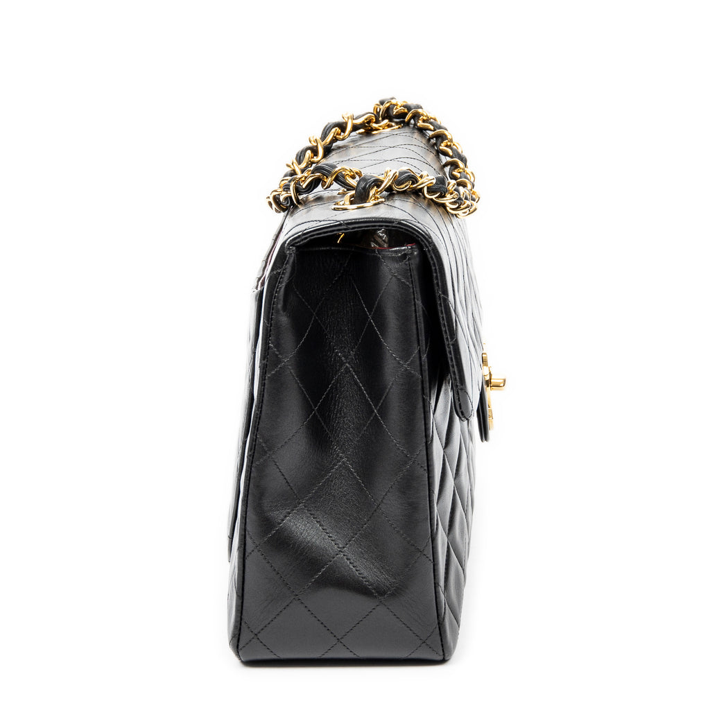 Bolso de Hombro Maxi Jumbo XL con Solapa de Piel de Cordero Acolchada Negra
