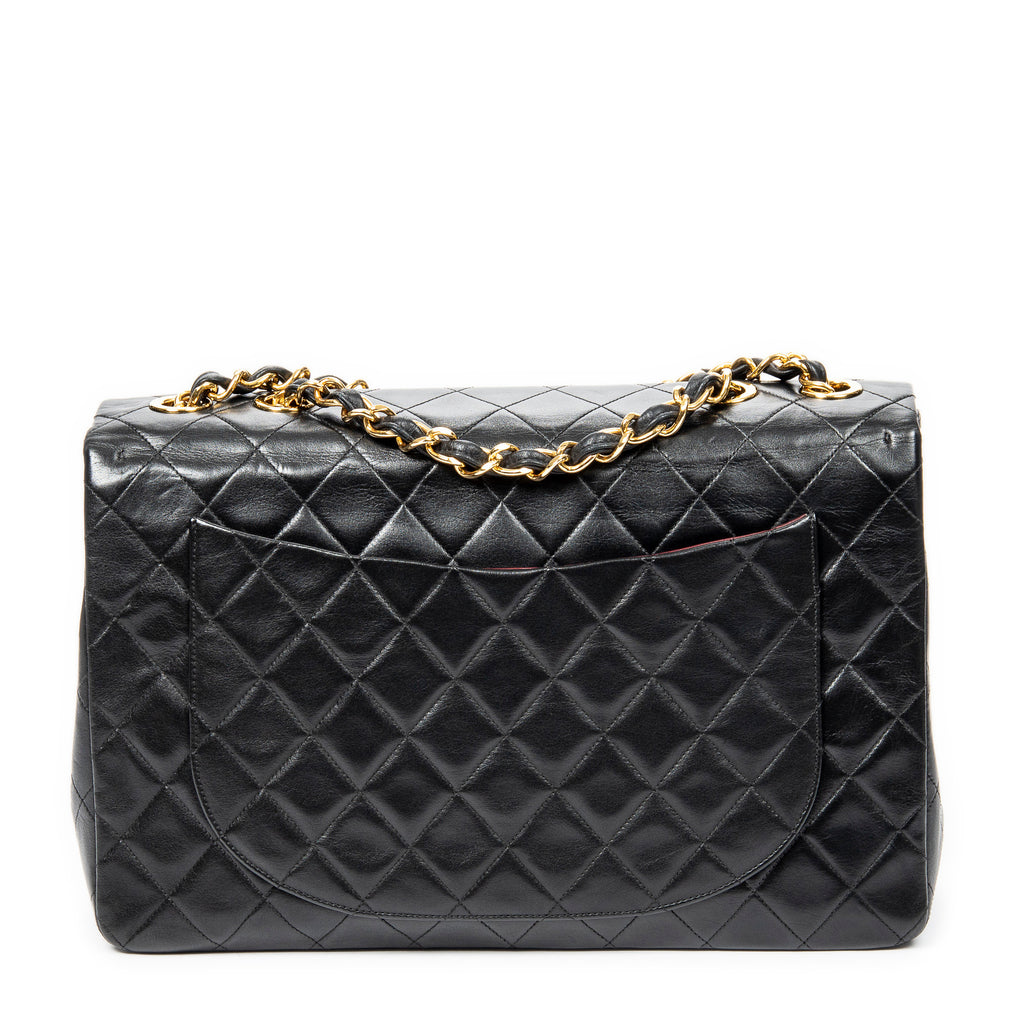 Bolso de Hombro Maxi Jumbo XL con Solapa de Piel de Cordero Acolchada Negra