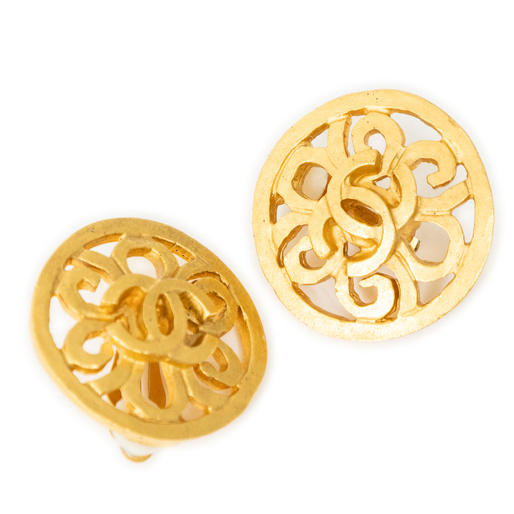 Earrings CC Round Clip On Earrings Gold Gold Plated