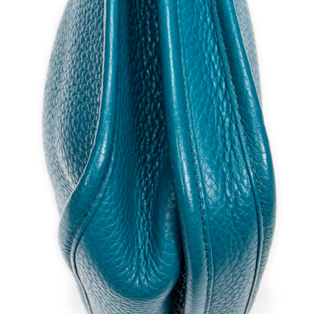 Shoulder Bag Evelyne III PM Blue Izmir Clemence Leather