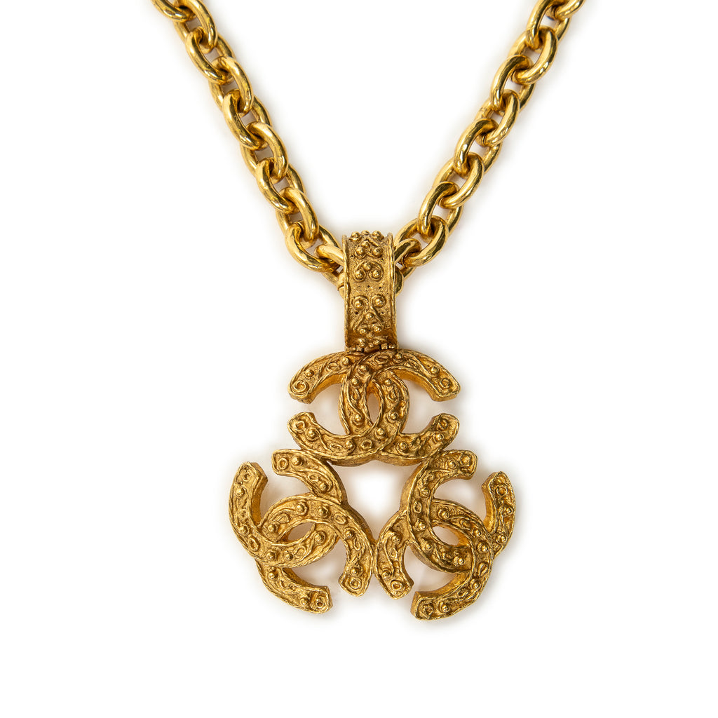 Collar con colgante triple CC vintage, chapado en oro