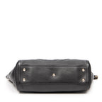 Bolso de mano Soho Tassel Tote Piel de becerro graneada negra