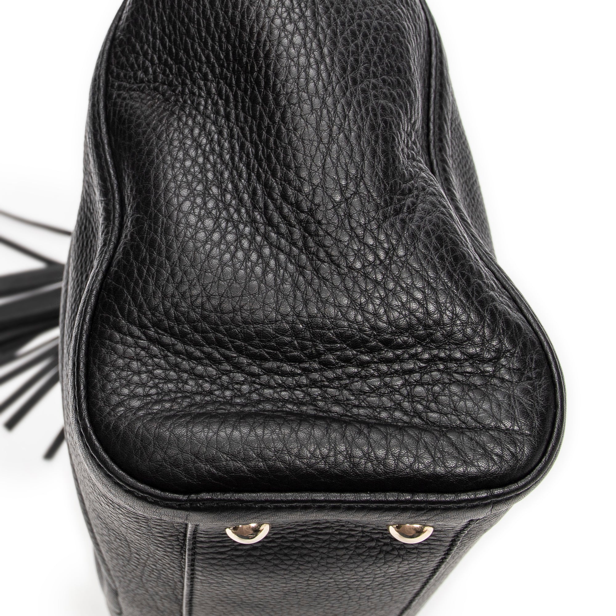 Bolso de mano Soho Tassel Tote Piel de becerro graneada negra