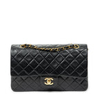 Shoulder bag Classic Double Flap 26 Black Quilted Lambskin Leather