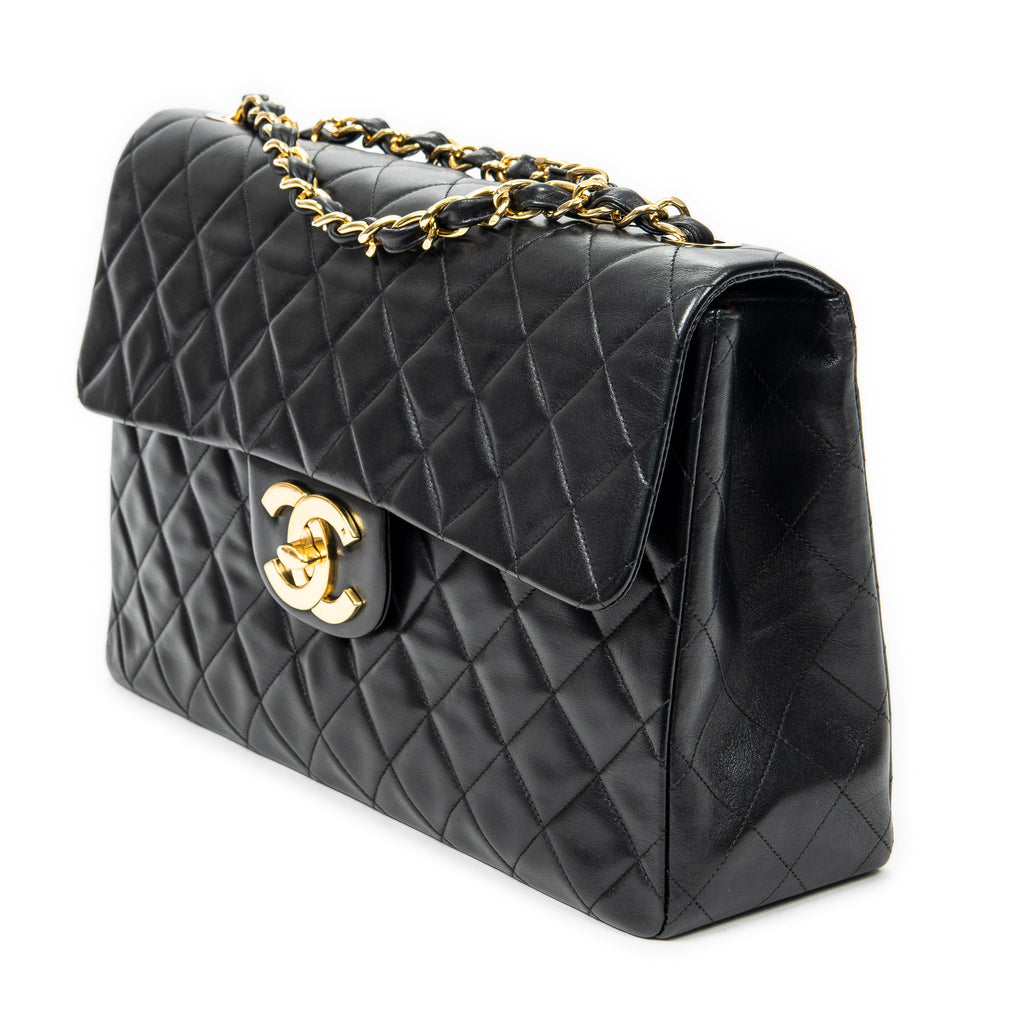 Shoulder bag Maxi Jumbo XL Flap Black Quilted Lambskin Leather