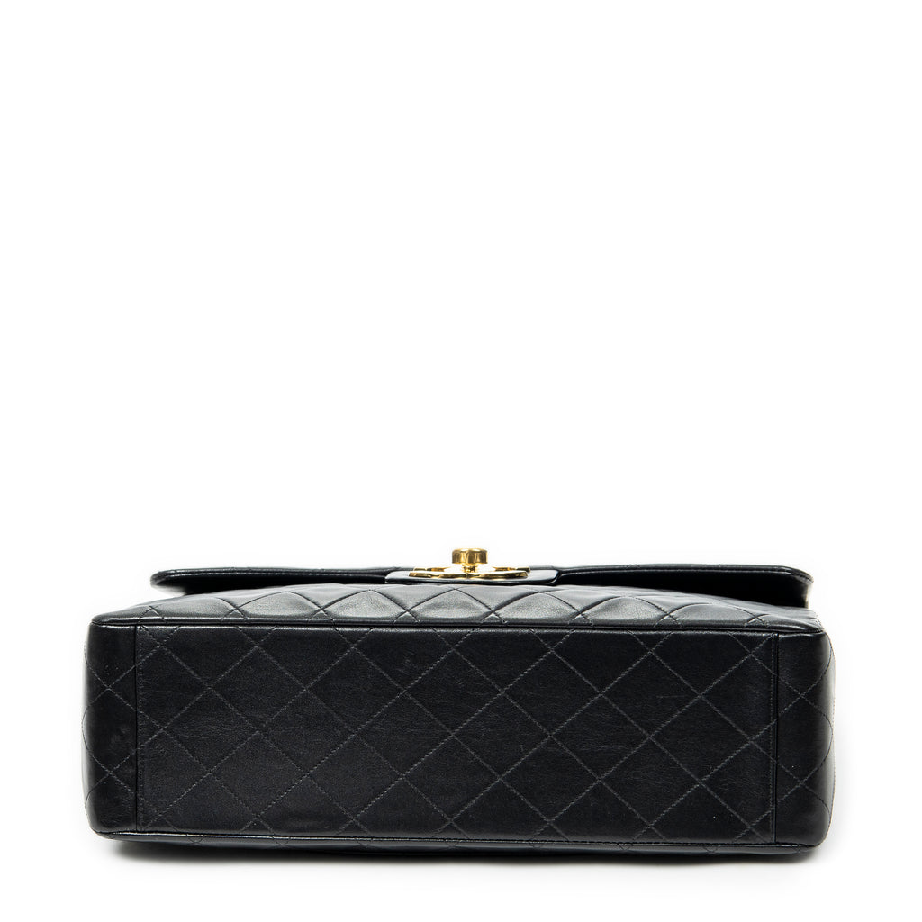 Shoulder bag Maxi Jumbo XL Flap Black Quilted Lambskin Leather