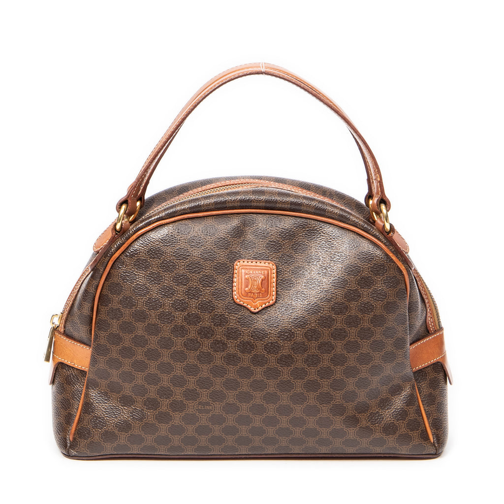 Bolso de mano con asa superior en forma de cúpula de lona recubierta de macadán marrón