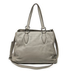 Bolso de hombro Tote con cremallera central de cuero de becerro granulado gris