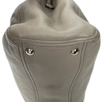 Bolso de hombro Tote con cremallera central de cuero de becerro granulado gris