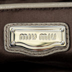 Bolso de hombro Tote con cremallera central de cuero de becerro granulado gris