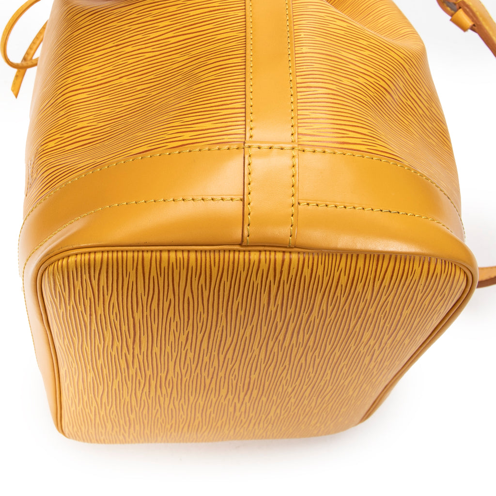 Shoulder bag Noe GM Yellow Epi