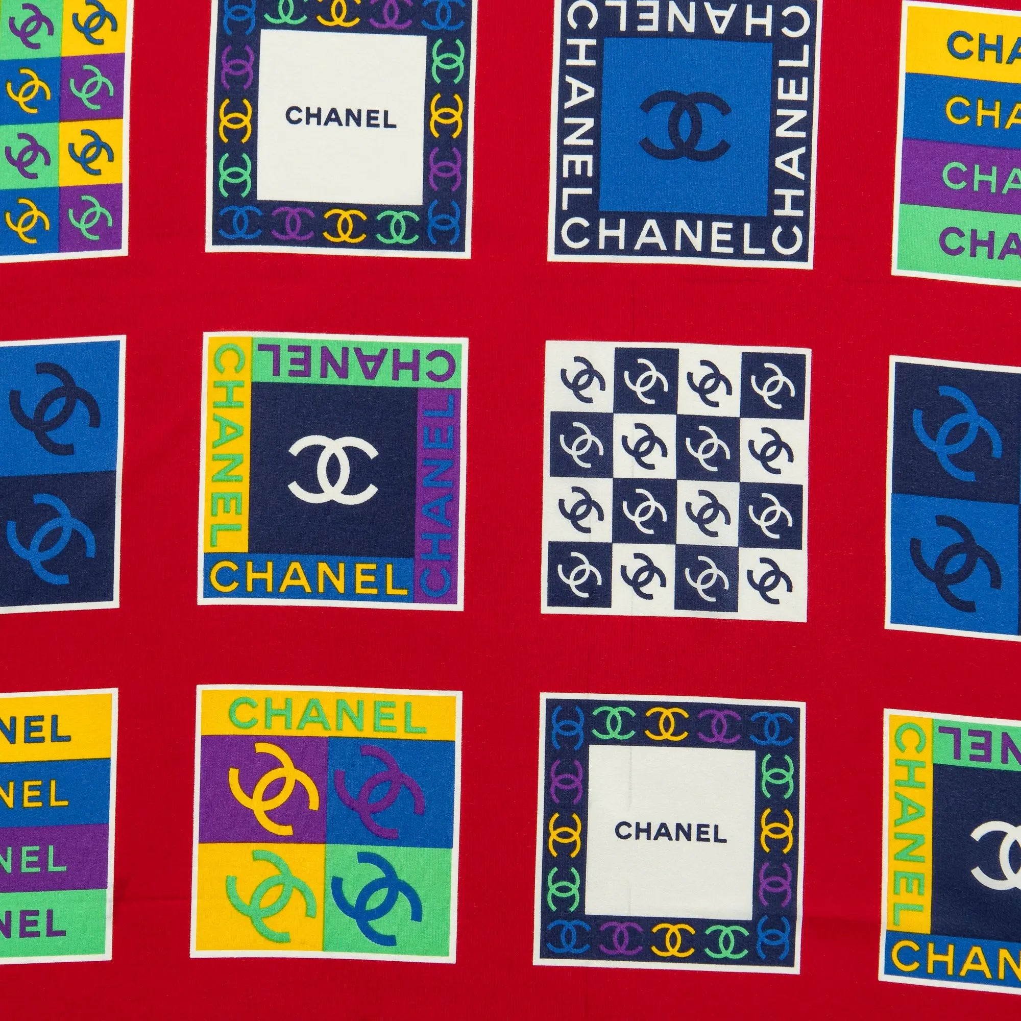 Chanel - Foulard - Rouge