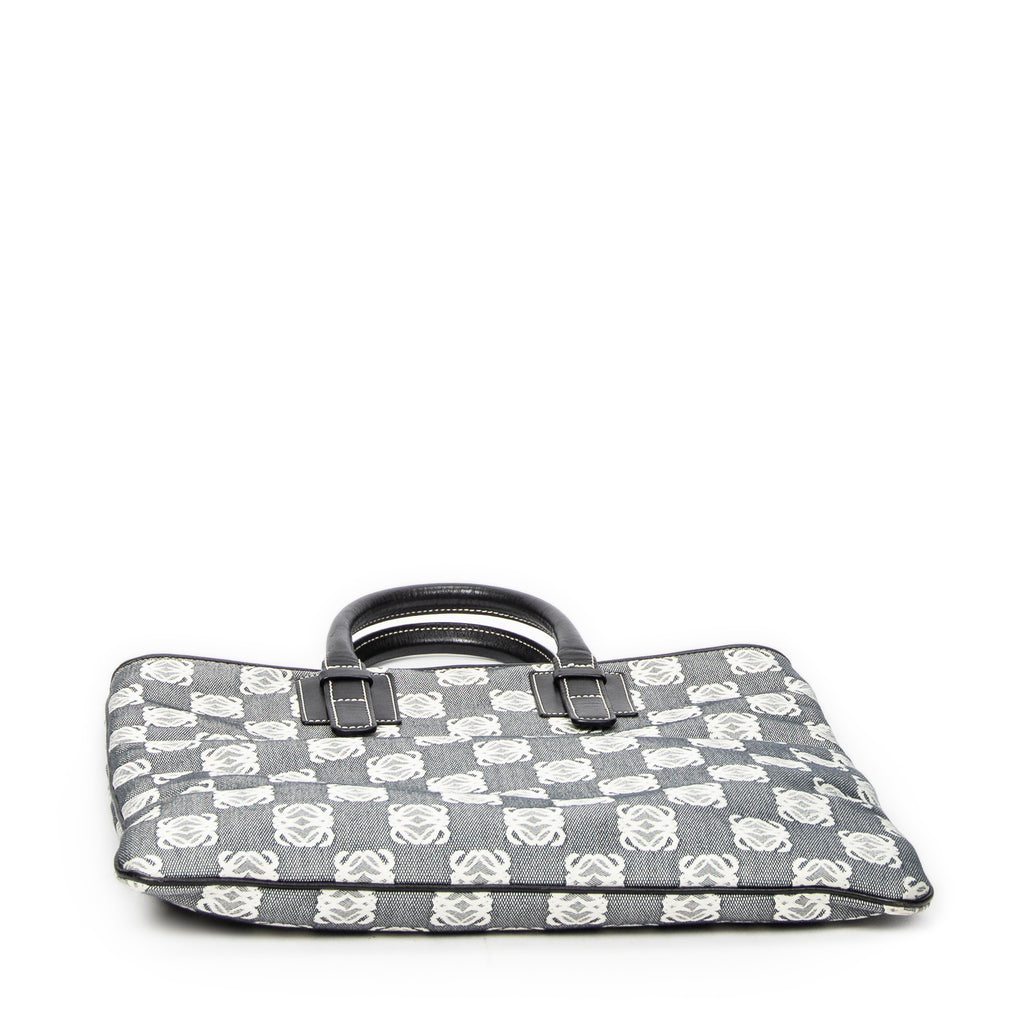 Shoulder Bag Anagram Tall Tote Grey Anagram Canvas