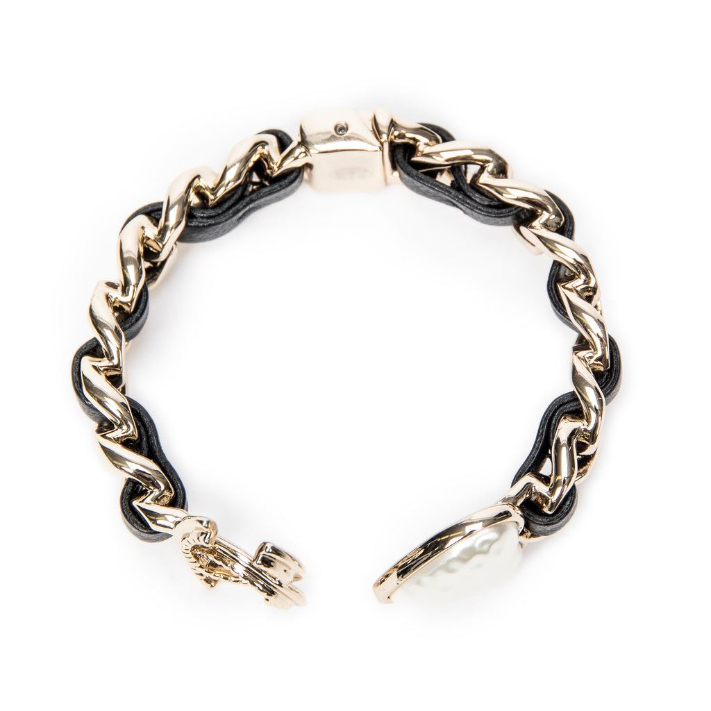 Bracelet CC Heart Chain Link Cuff Bracelet Black Gold Plated