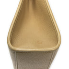 Bolso de hombro Jackie Tote cuadrado de piel de becerro graneada beige